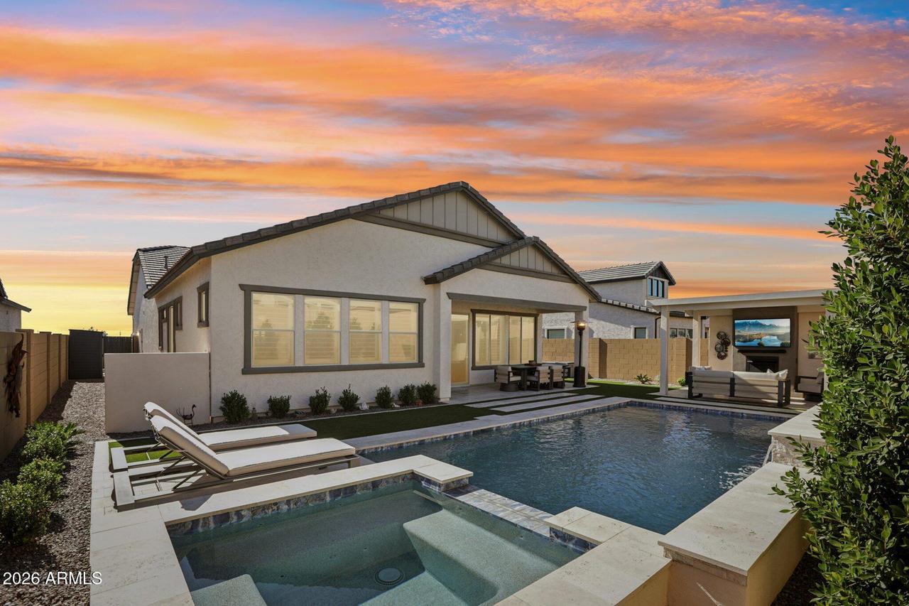 8128 E Jasmine St., Mesa, AZ 85207