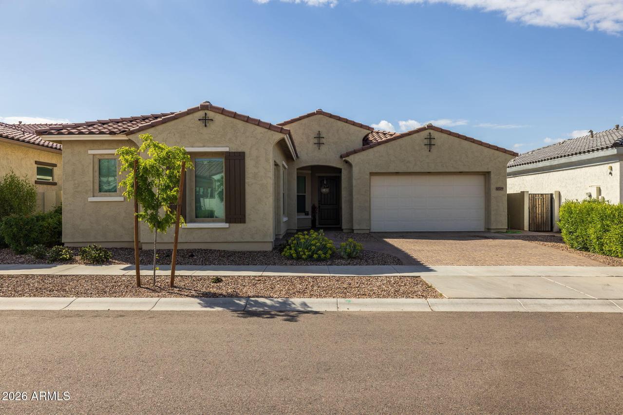 10709 E Thornton Ave., Mesa, AZ 85212