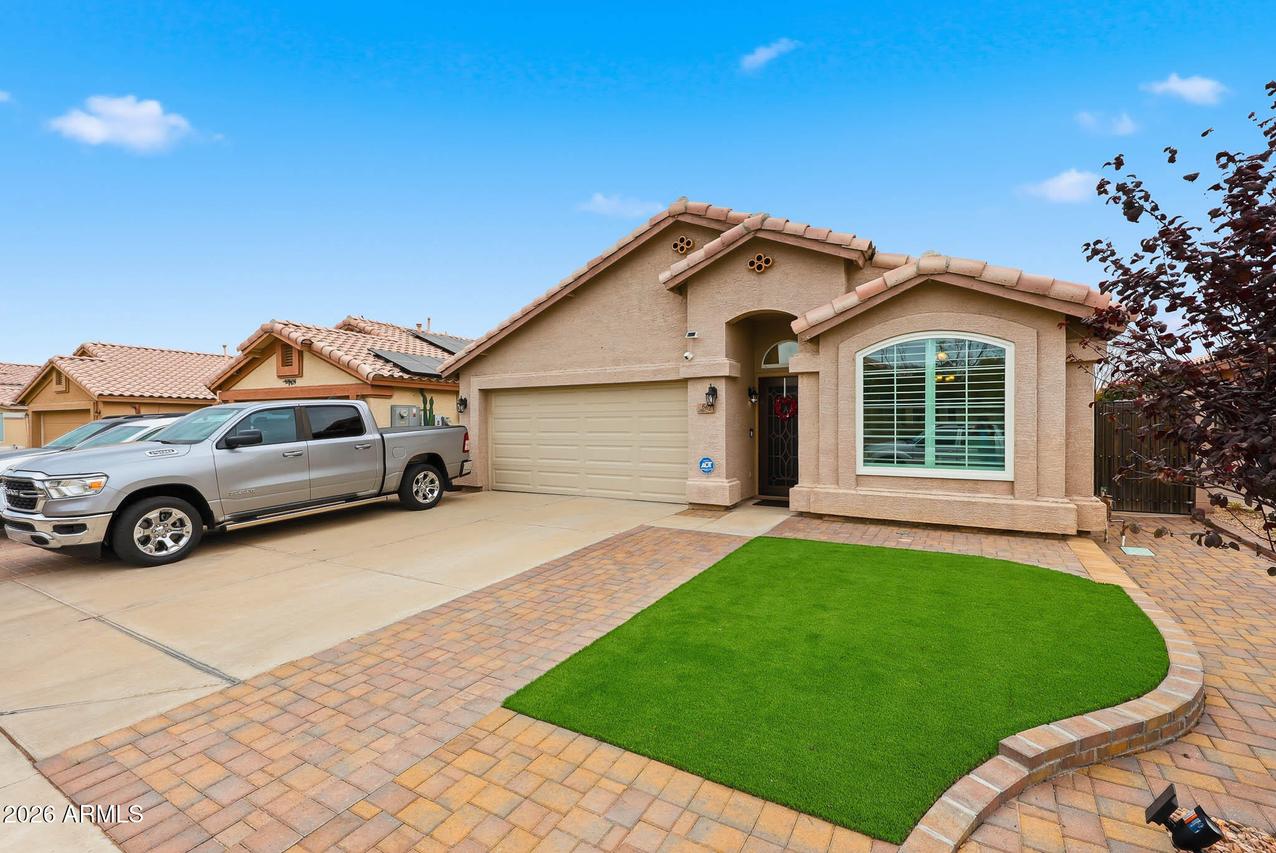 8623 W Paradise Ln., Peoria, AZ 85382