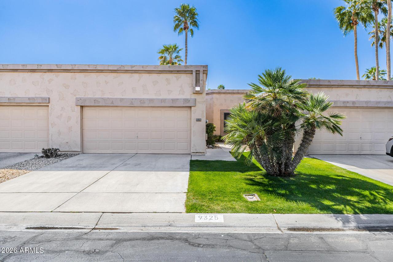 9325 W Topeka Dr., Peoria, AZ 85382