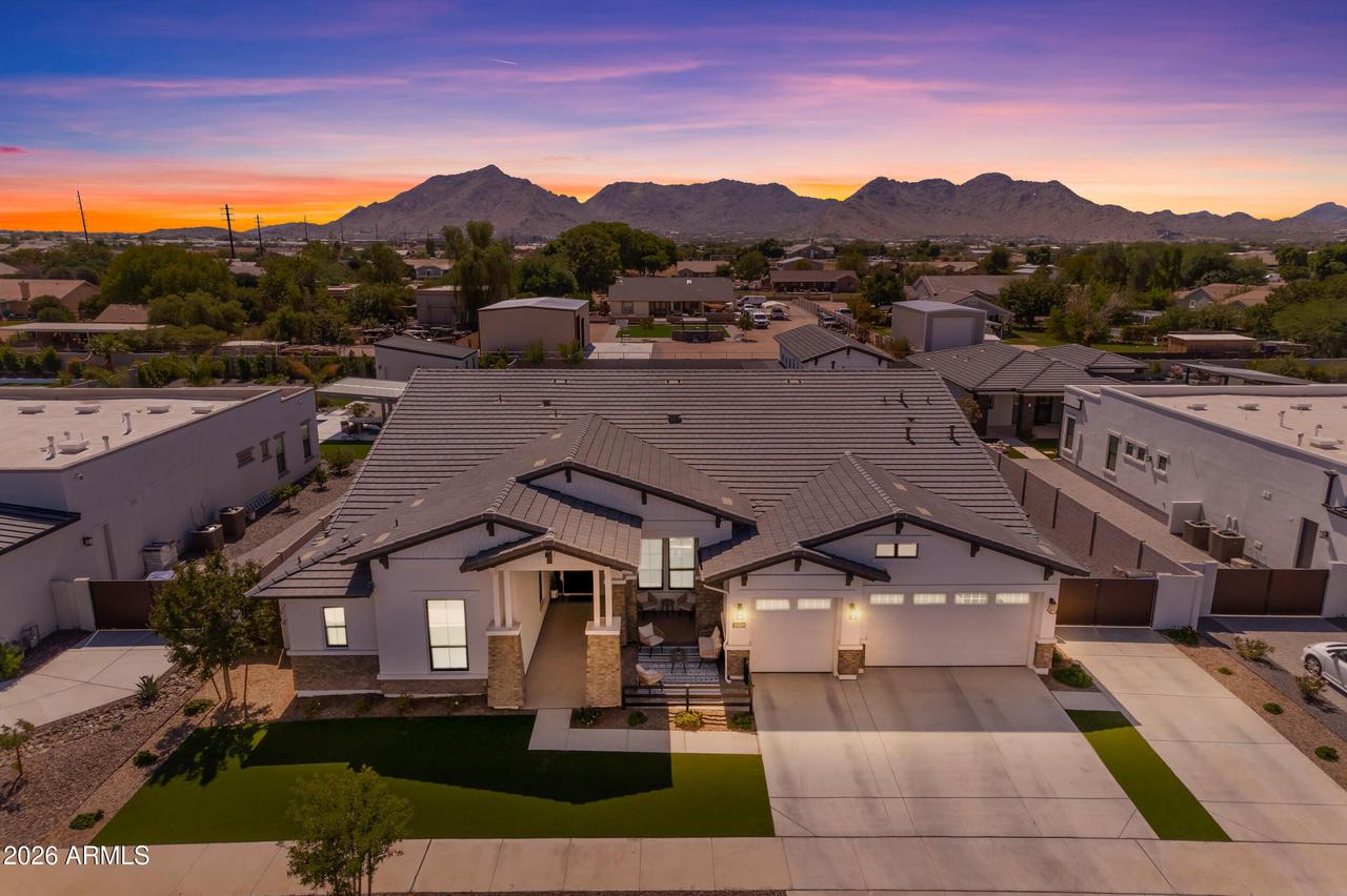 20689 E Pummelos Rd., Queen Creek, AZ 85142