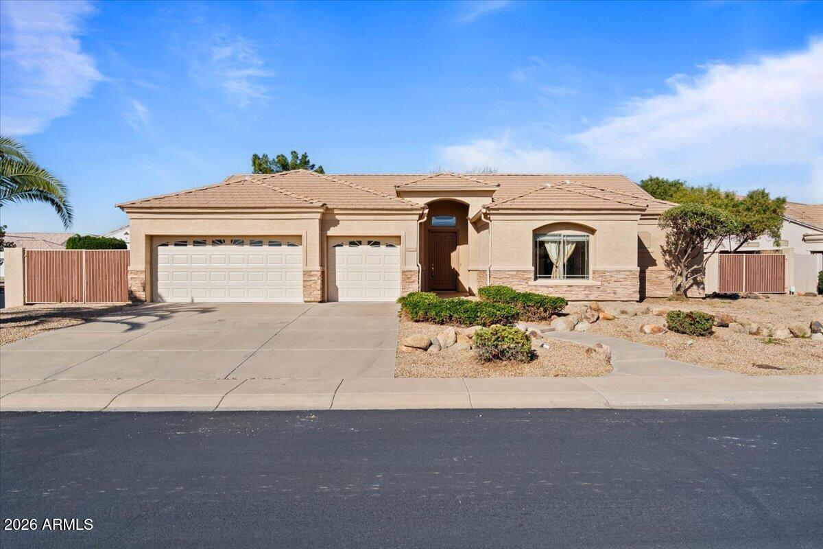 4662 W Fallen Leaf Ln., Glendale, AZ 85310