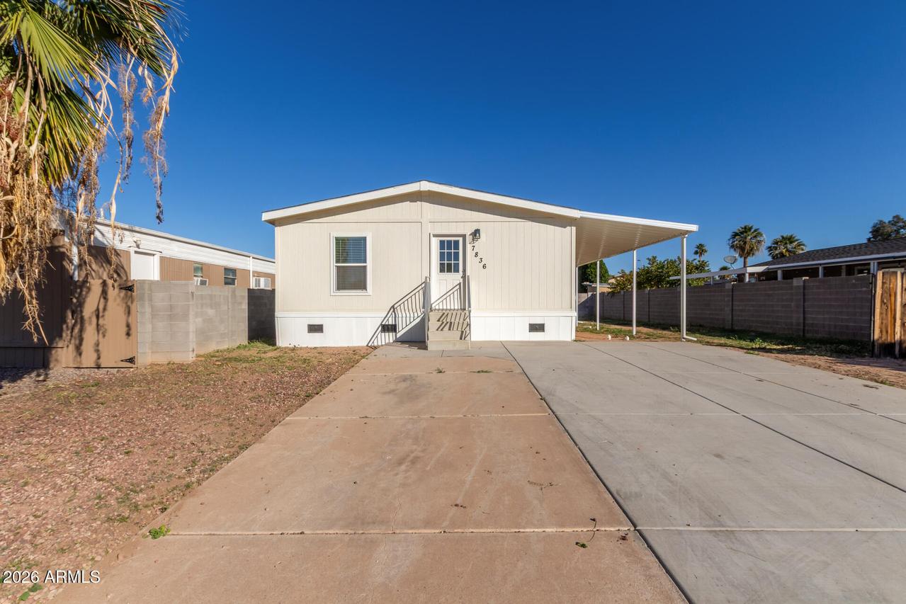 7836 E Javelina Ave., Mesa, AZ 85209