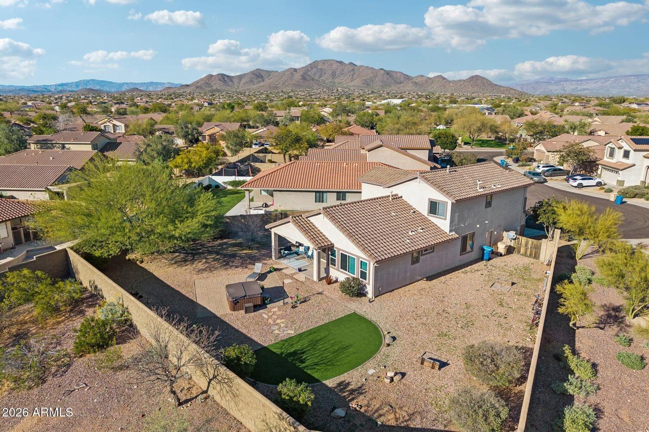 39516 N Noble Hawk Ct., Phoenix, AZ 85086