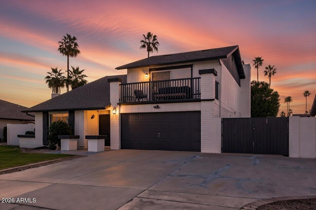 917 W Monte Ave., Mesa, AZ 85210