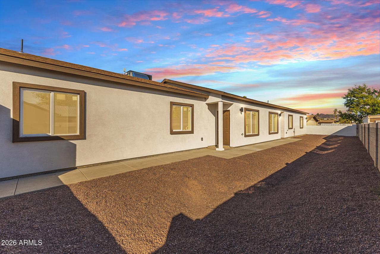 9425 N 9th Ave., Phoenix, AZ 85021