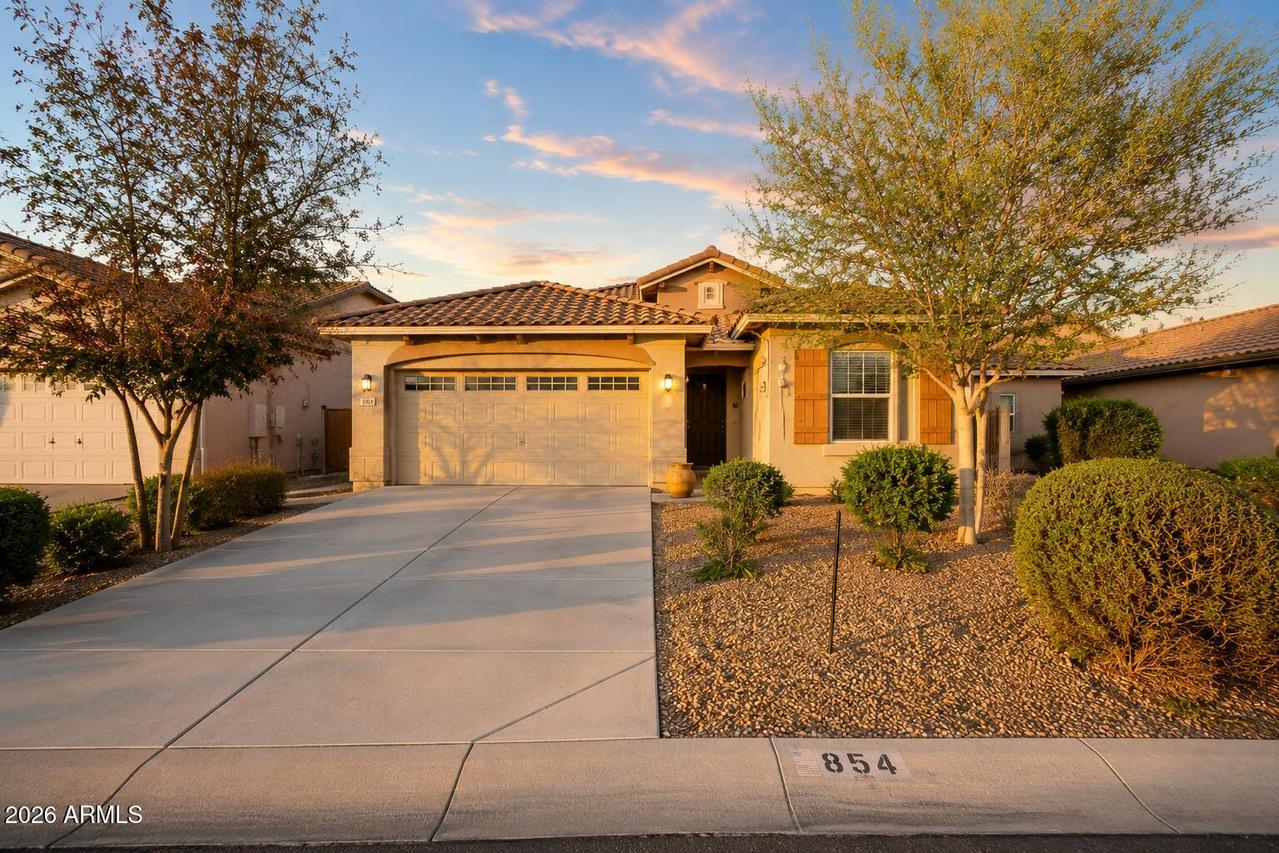 854 W Lowell Dr., San Tan Valley, AZ 85140