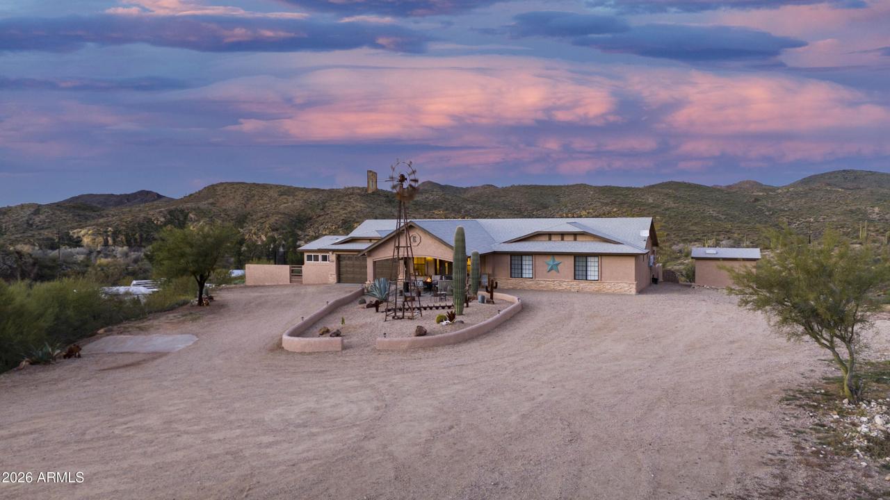 28432 W Highway 60, Morristown, AZ 85342