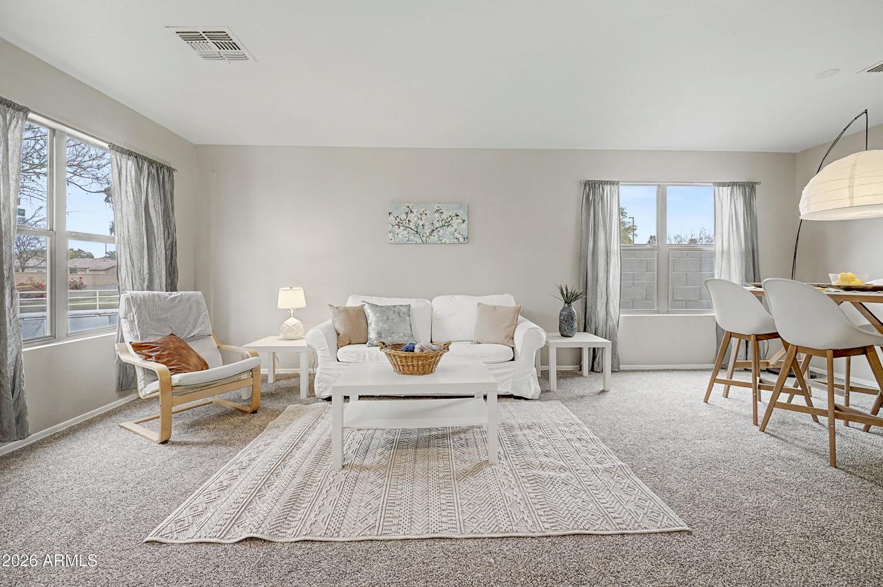 2665 W Silver Creek Ln., San Tan Valley, AZ 85144