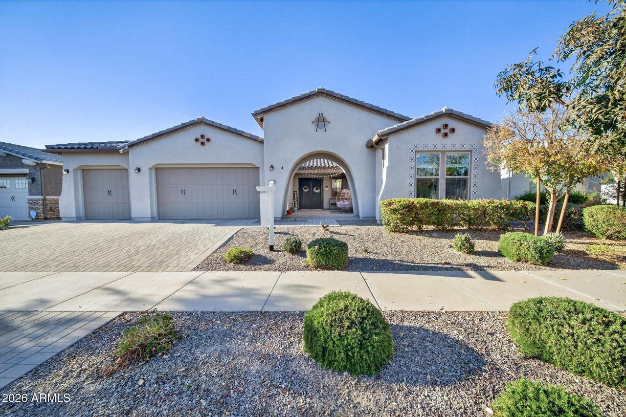 9932 E Rotation Dr., Mesa, AZ 85212