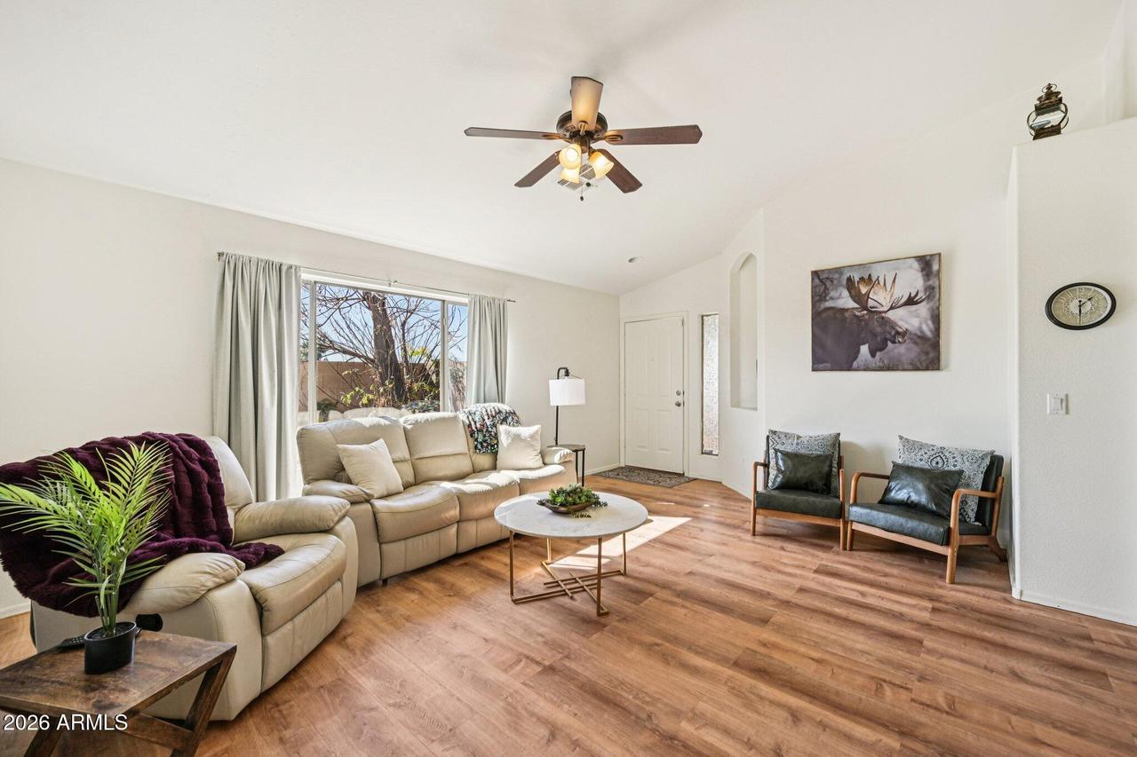 1937 N 107th Dr., Avondale, AZ 85392