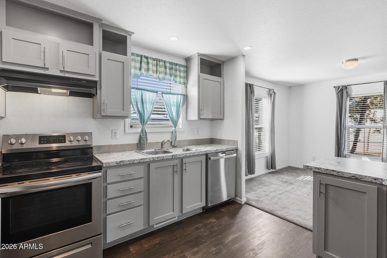 19401 N 7th St. #187, Phoenix, AZ 85024