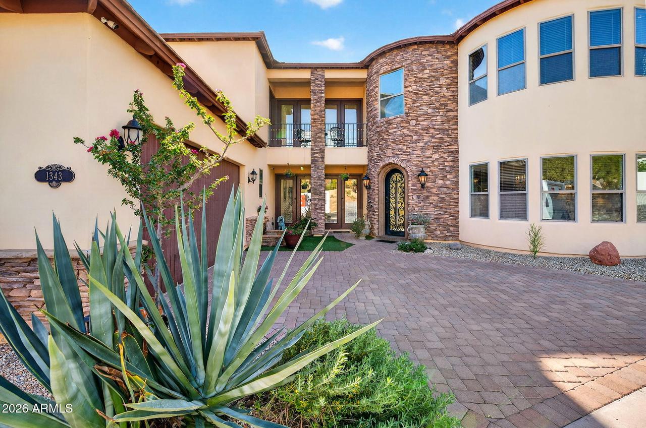 1343 E Lupine Ave., Phoenix, AZ 85020