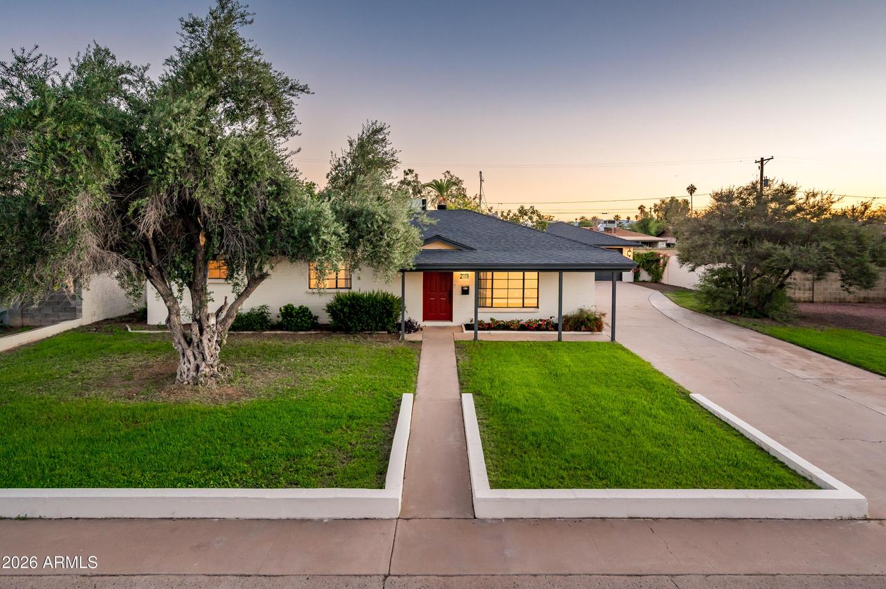 2111 W Solano Dr., Phoenix, AZ 85015