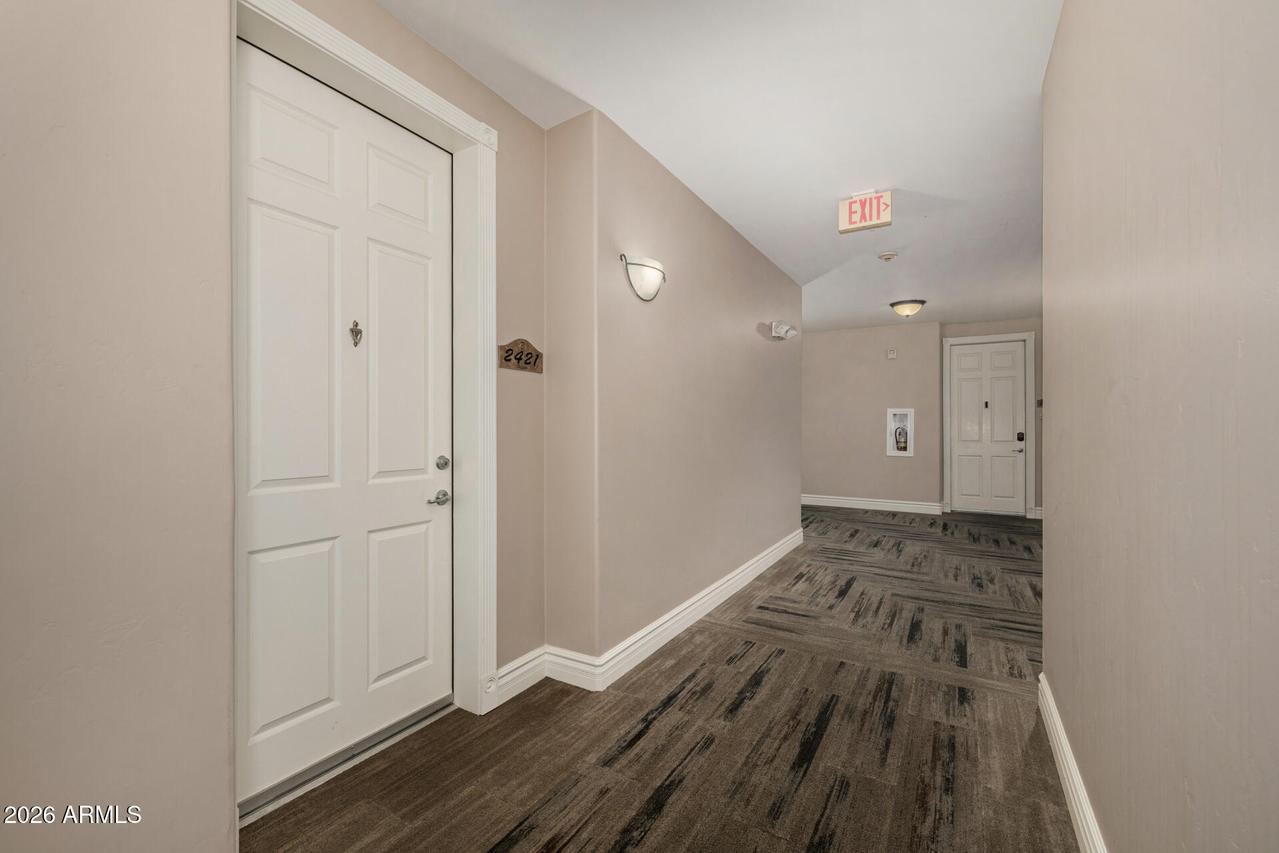 5350 E Deer Valley Dr. #2421, Phoenix, AZ 85054