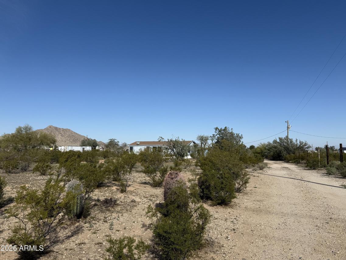 3682 W Rolls Rd., San Tan Valley, AZ 85144