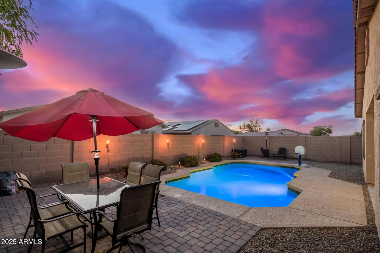 8008 S 53rd Ln., Laveen, AZ 85339