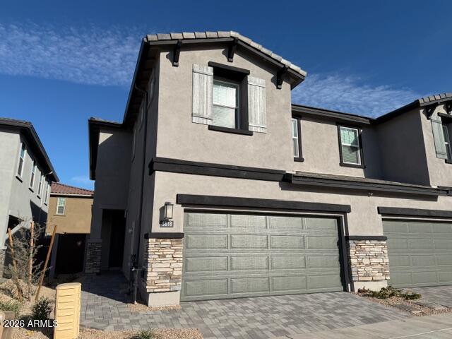 5818 E Zachary Dr., Phoenix, AZ 85054