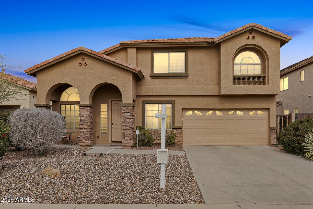 2212 W Blaylock Dr., Phoenix, AZ 85085