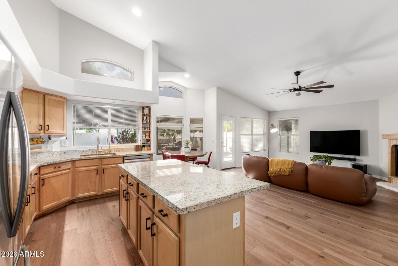 2126 S Raven, Mesa, AZ 85209