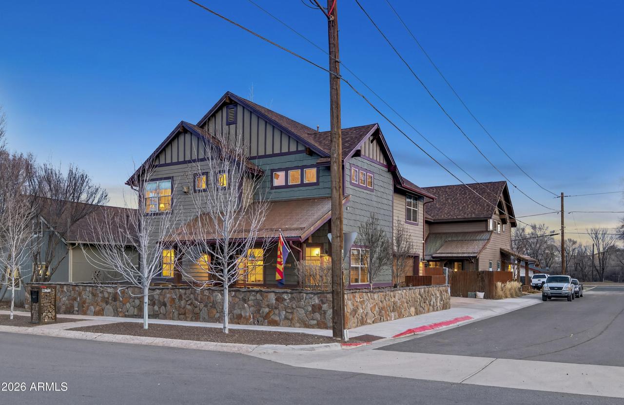 621 W Grand Canyon Ave., Flagstaff, AZ 86001