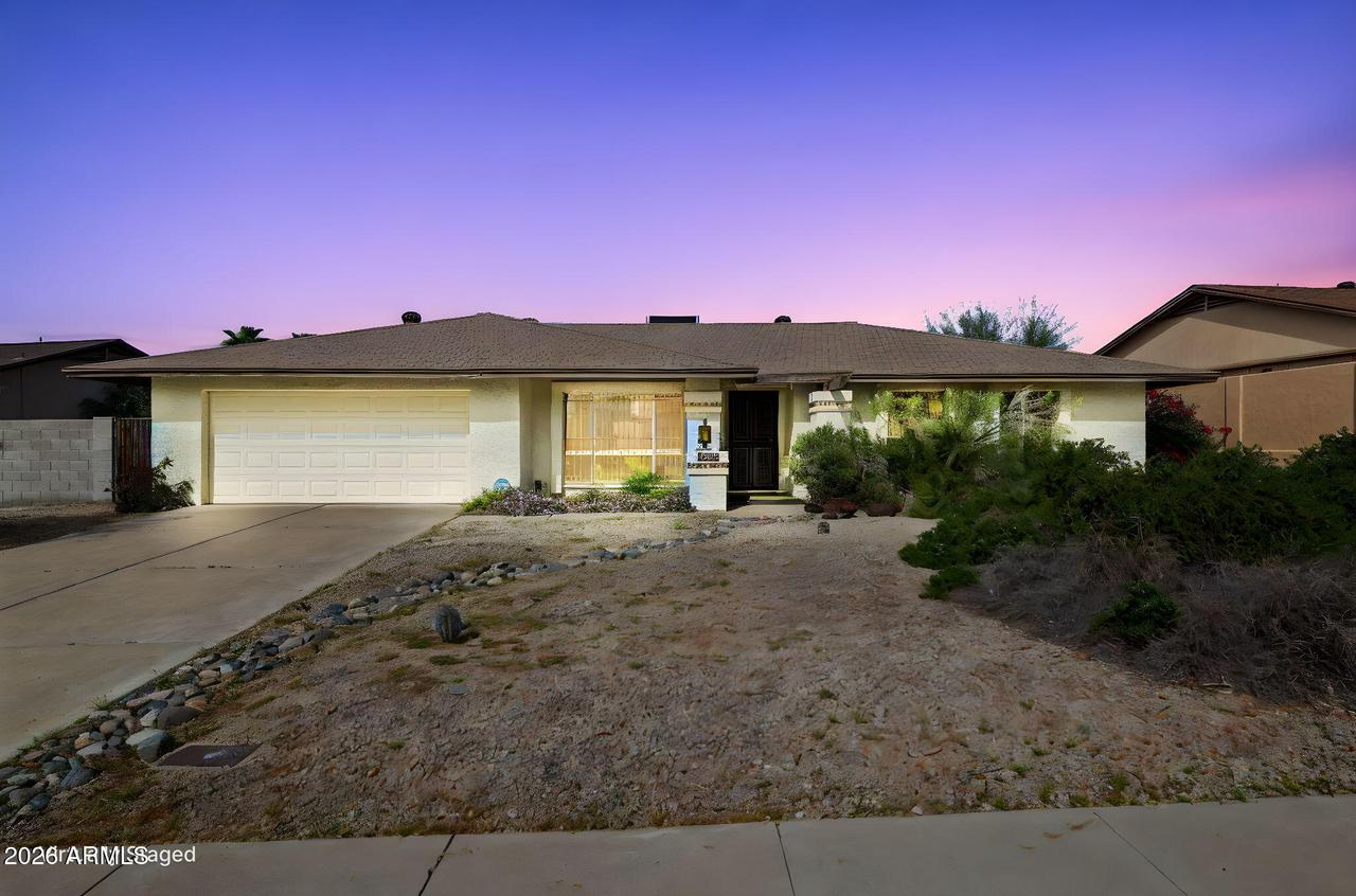 14232 N 11th St., Phoenix, AZ 85022