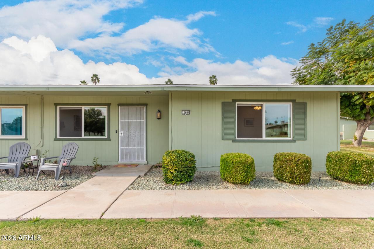 10864 W Santa Fe Dr., Sun City, AZ 85351