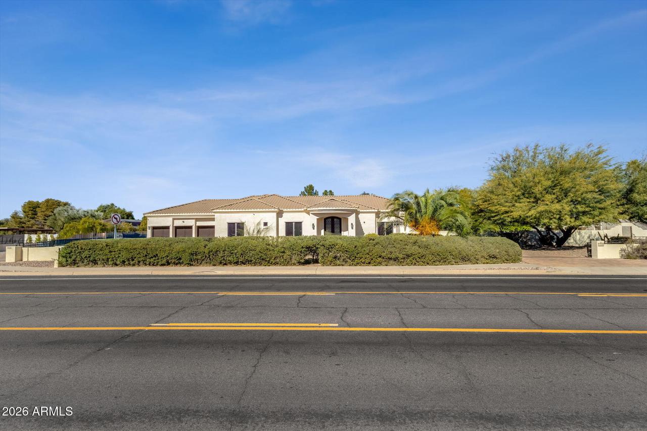 7320 E Sweetwater Ave., Scottsdale, AZ 85260