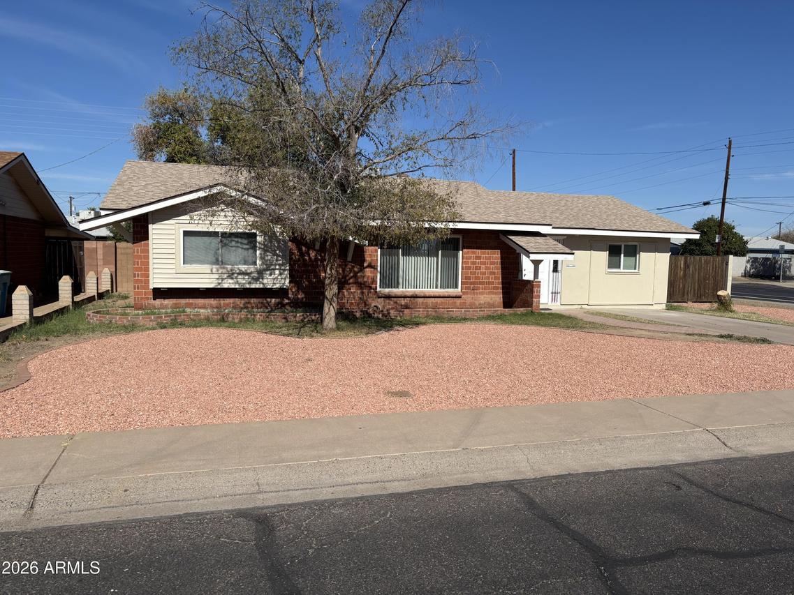 3902 W Mclellan Blvd., Phoenix, AZ 85019