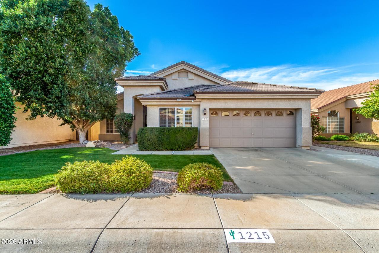 1215 W Carol Ann Way, Phoenix, AZ 85023