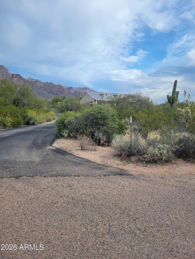 793 N Boyd Rd., Apache Junction, AZ 85119