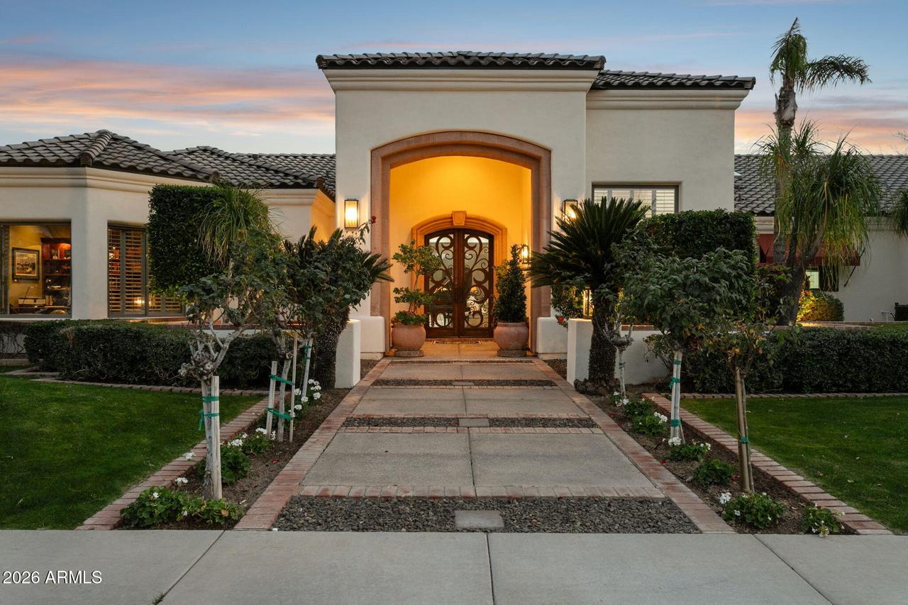 10855 E Gold Dust Ave., Scottsdale, AZ 85259