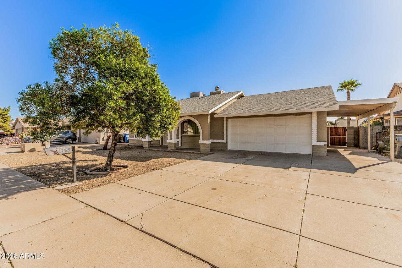 1755 W Angel Fire Ter., Phoenix, AZ 85027