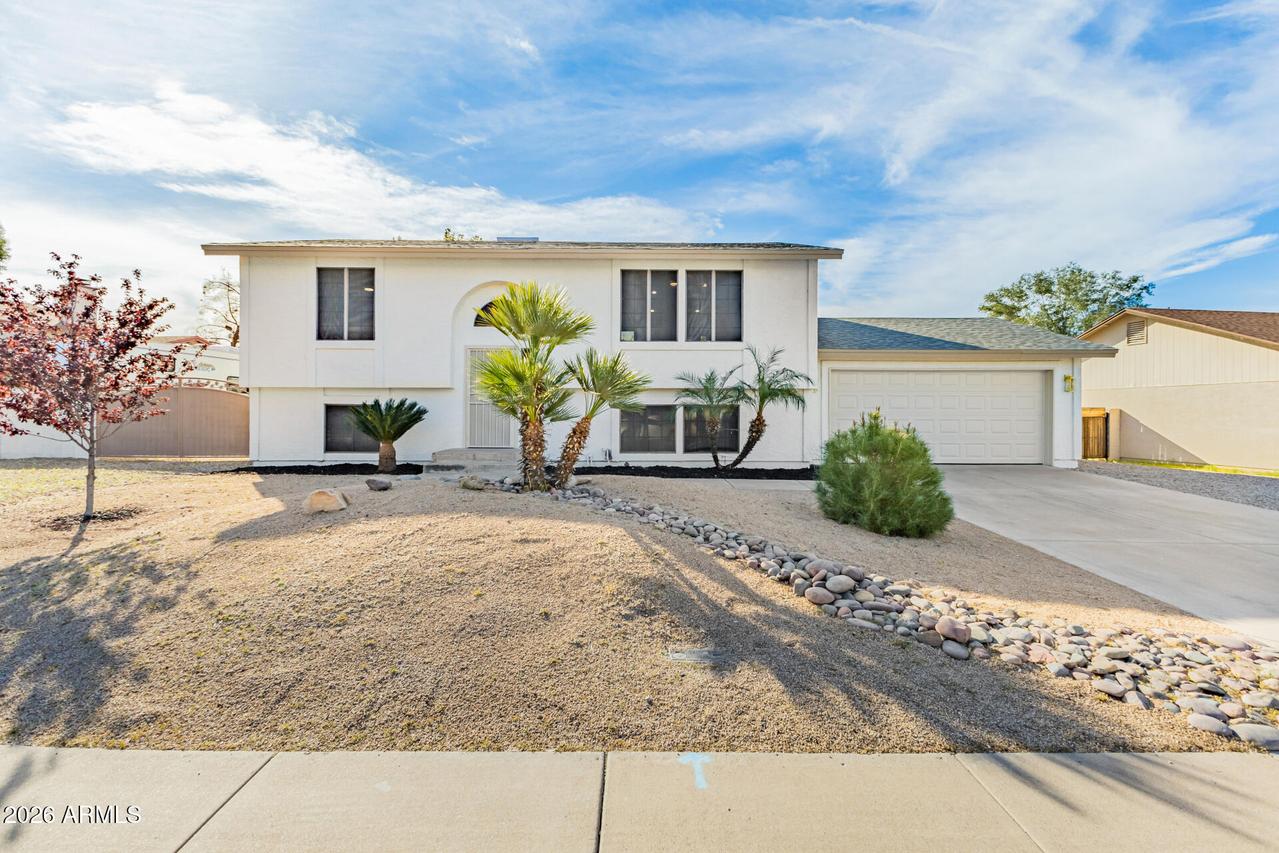 7259 E Glencove St., Mesa, AZ 85207