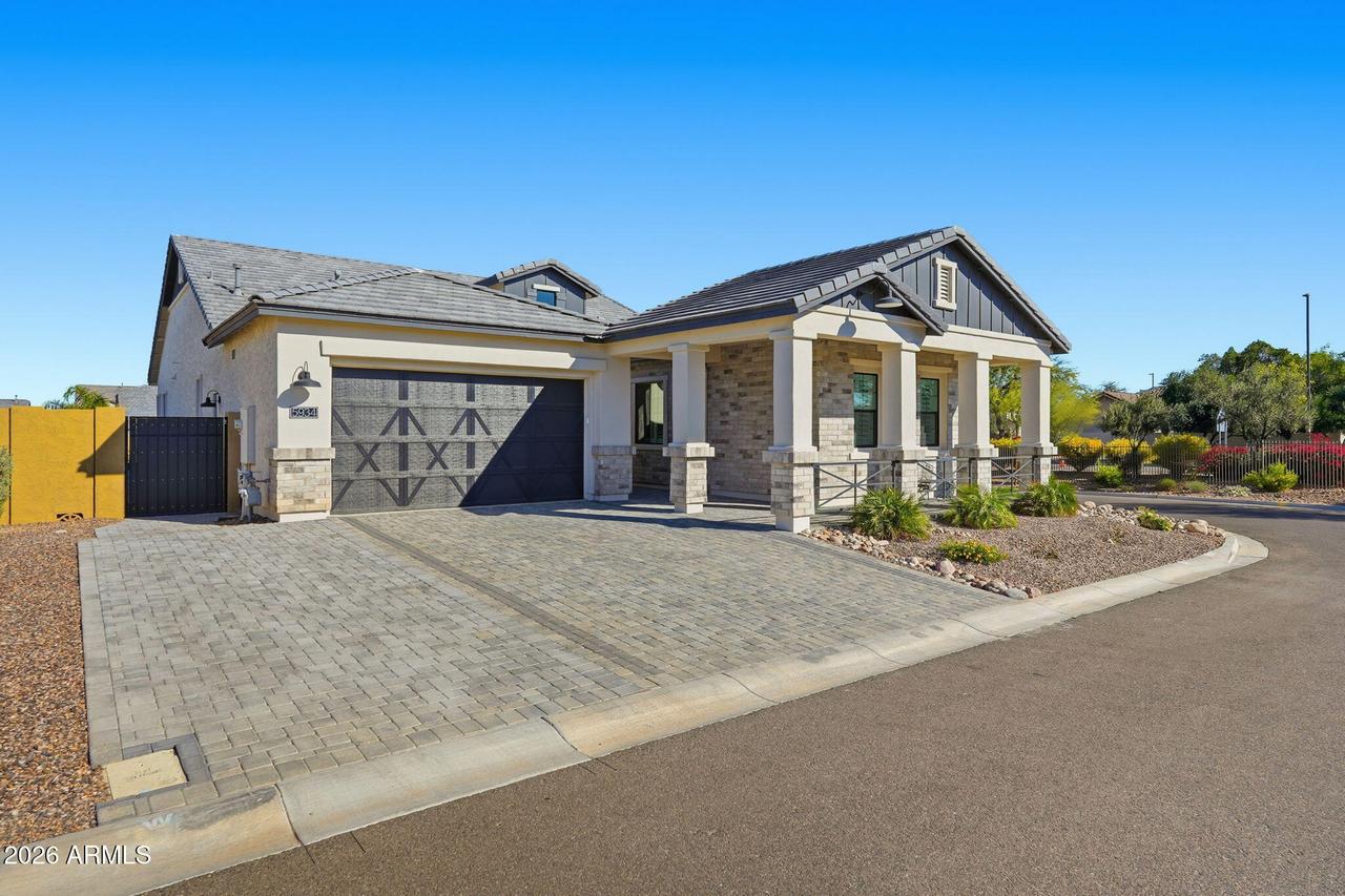5934 E Redmont Dr., Mesa, AZ 85215