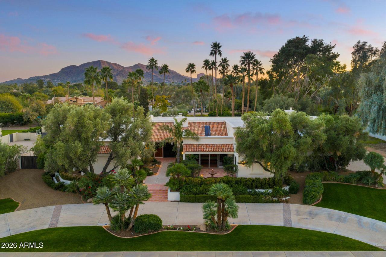 5225 E Turquoise Ave., Paradise Valley, AZ 85253