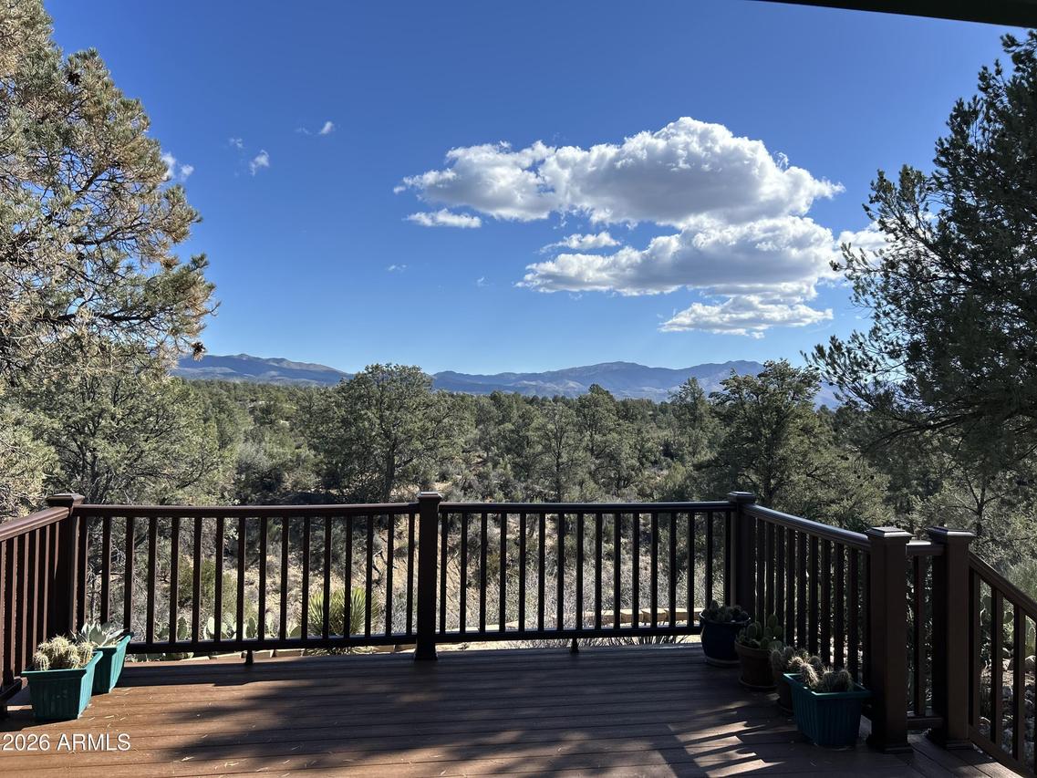 15555 S Middle Ridge Rd., Kirkland, AZ 86332