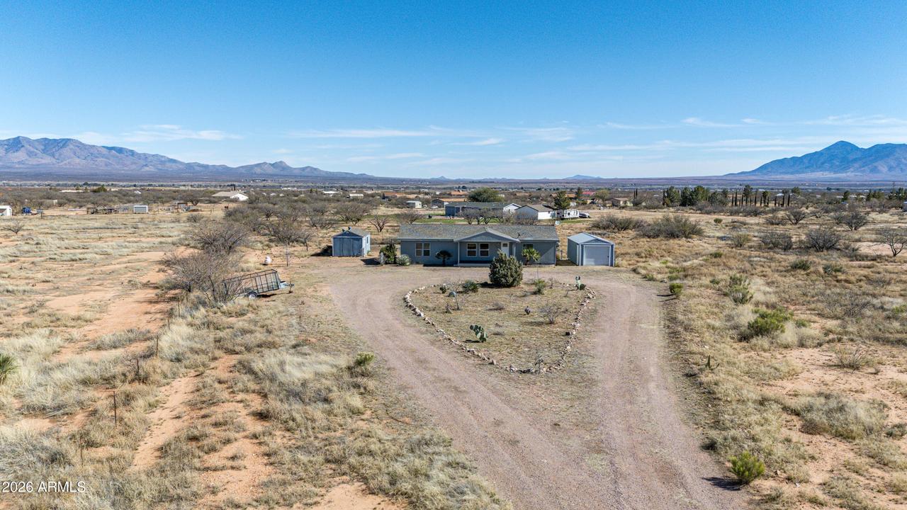9398 E Bloomfield Rd., Hereford, AZ 85615