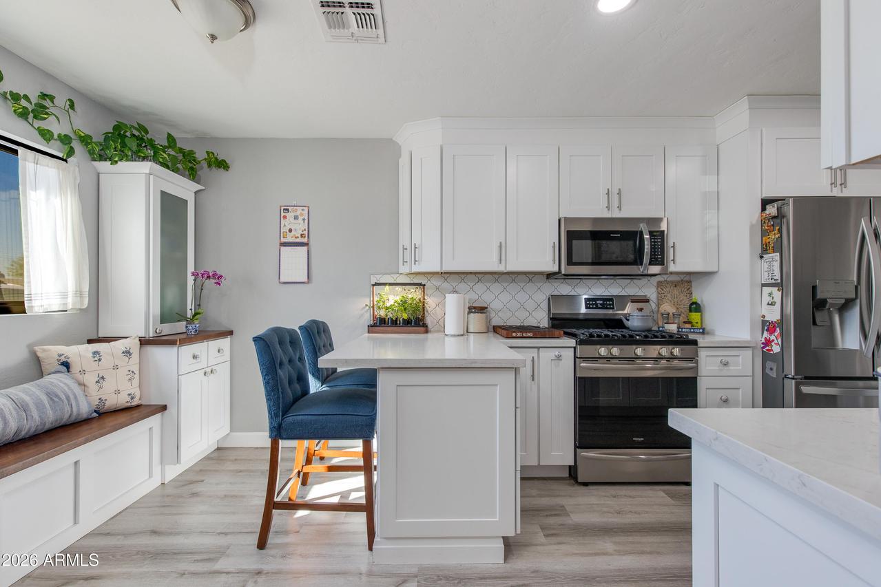 4214 E Palm Lane Ln., Phoenix, AZ 85008