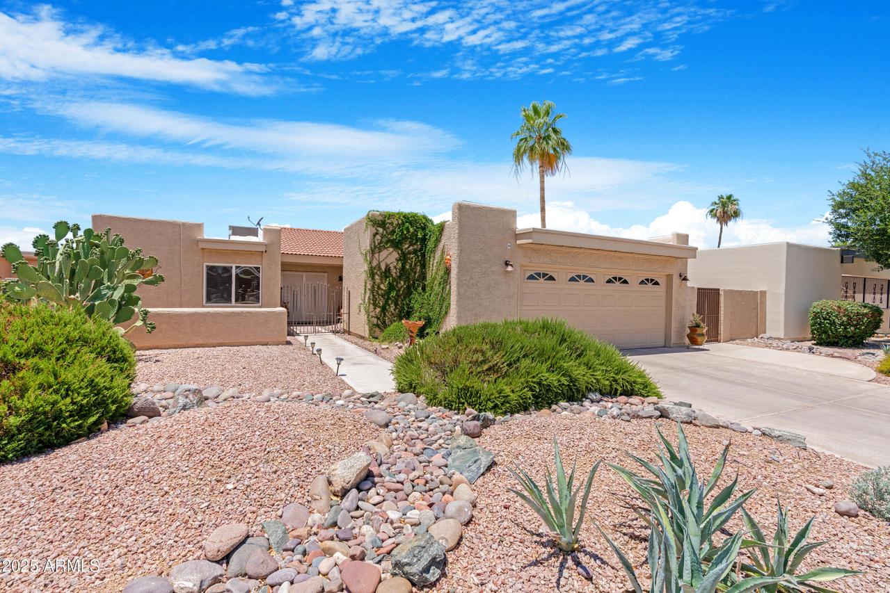 26026 S Brentwood Dr., Sun Lakes, AZ 85248