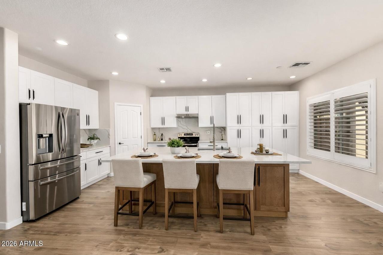 15998 W Becker Ln., Surprise, AZ 85379