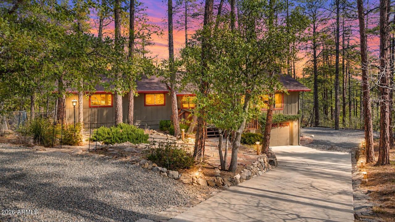 1085 N Madizell Dr., Prescott, AZ 86305