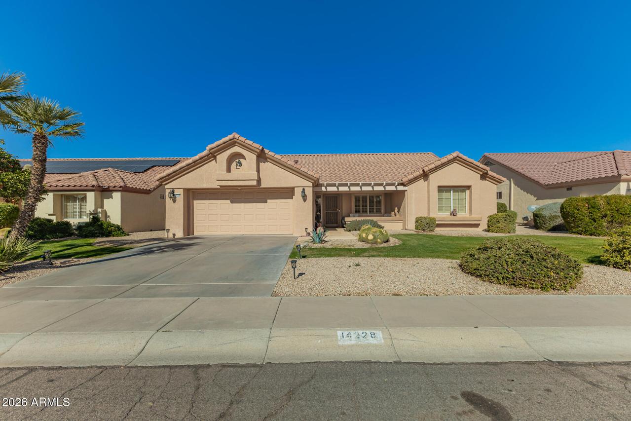 14228 W Circle Ridge Dr., Sun City West, AZ 85375