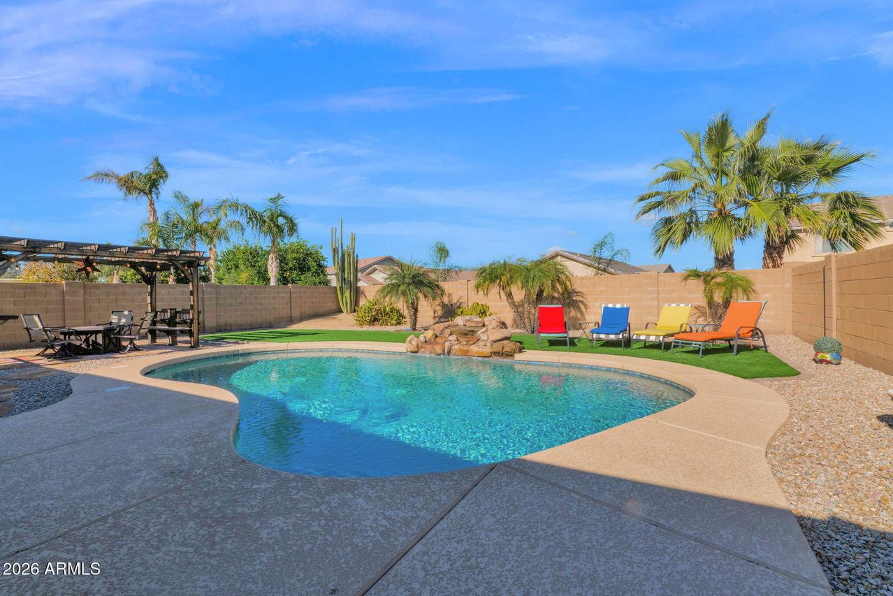 2004 W Half Moon Cir., San Tan Valley, AZ 85144