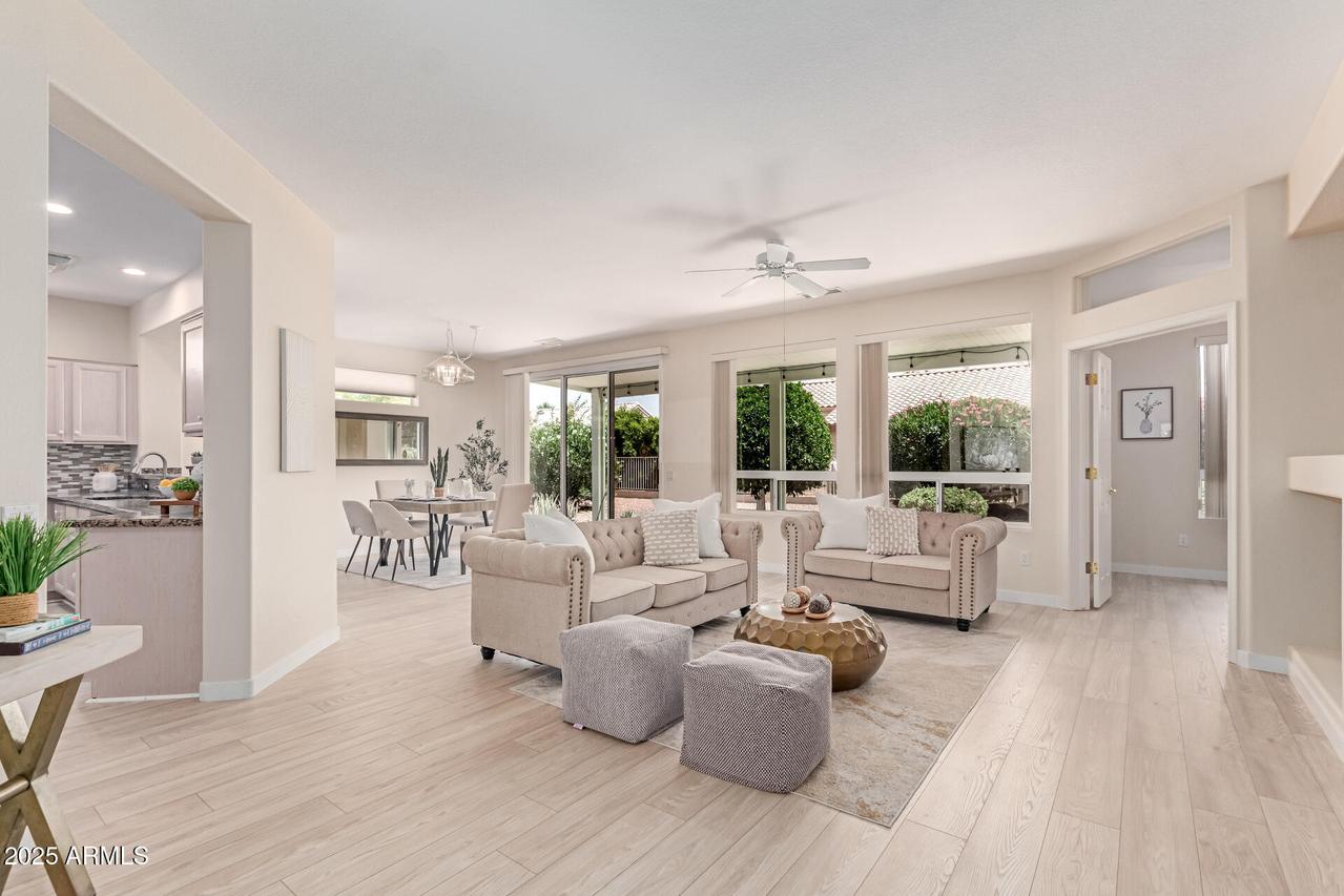 15219 W Via Manana Dr., Sun City West, AZ 85375