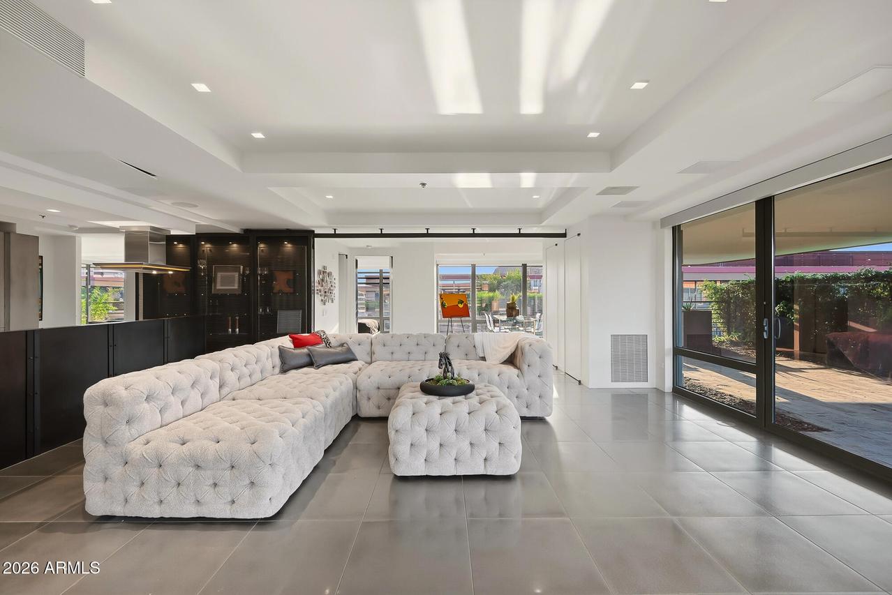 7137 E Rancho Vista Dr. #7006, Scottsdale, AZ 85251