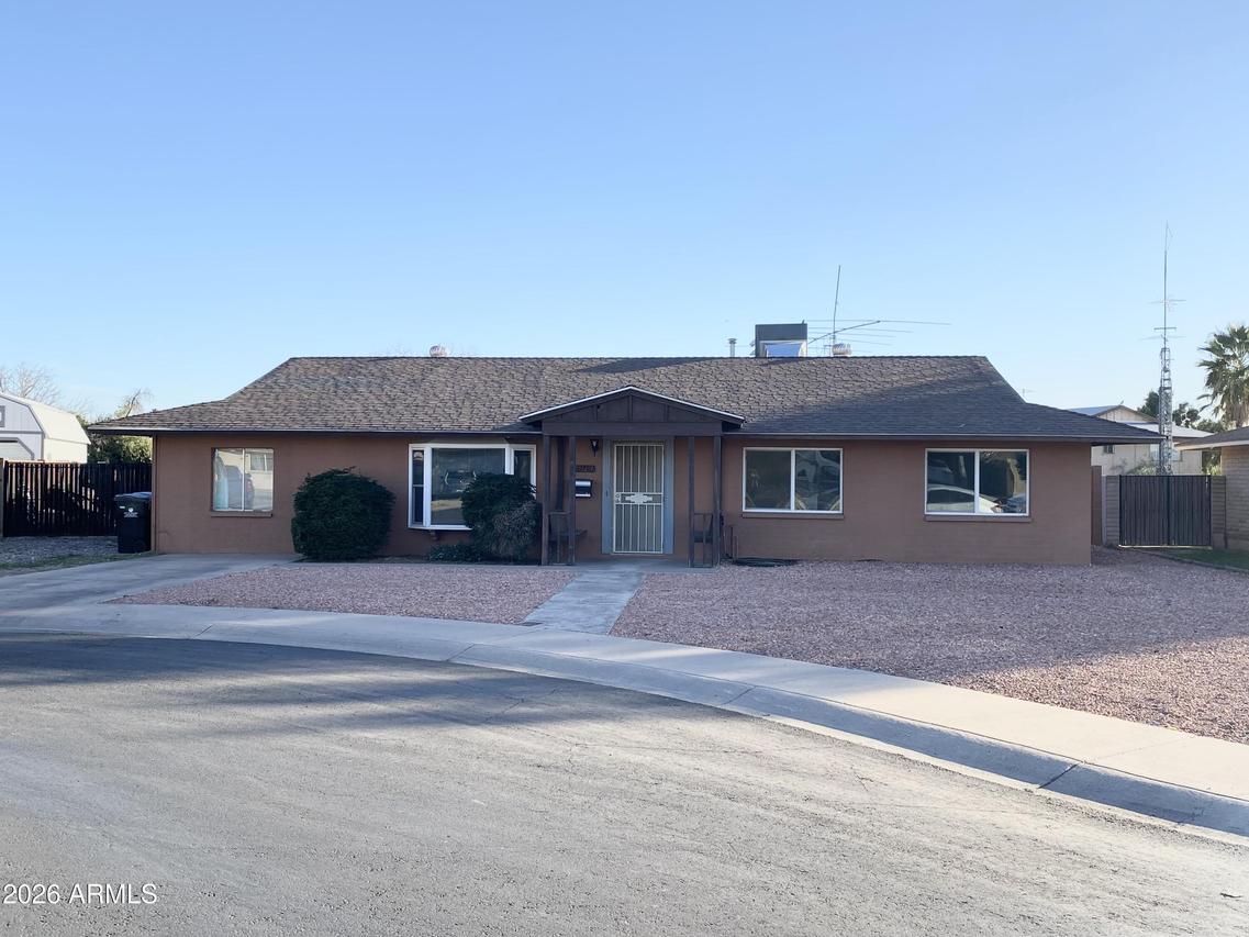 3727 W Banff Ln., Phoenix, AZ 85053