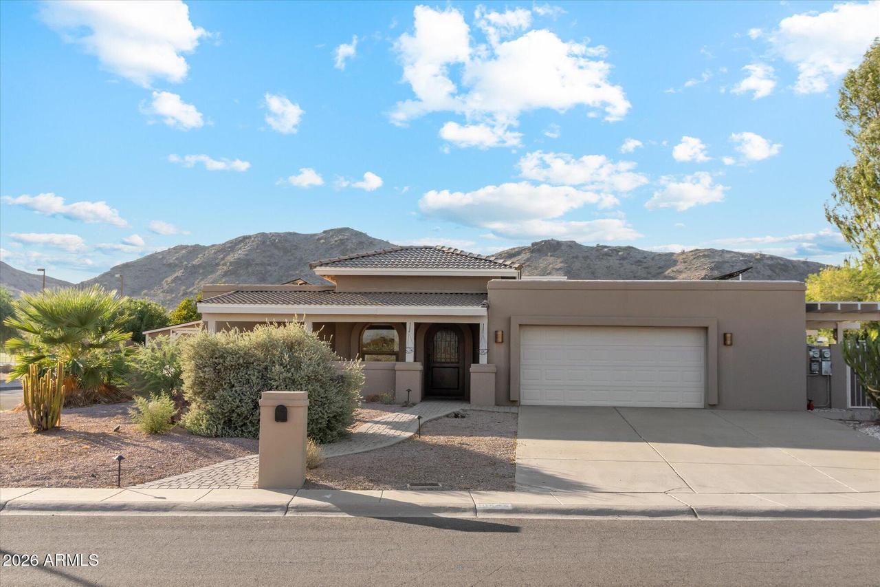 10444 S 44th Ct., Phoenix, AZ 85044