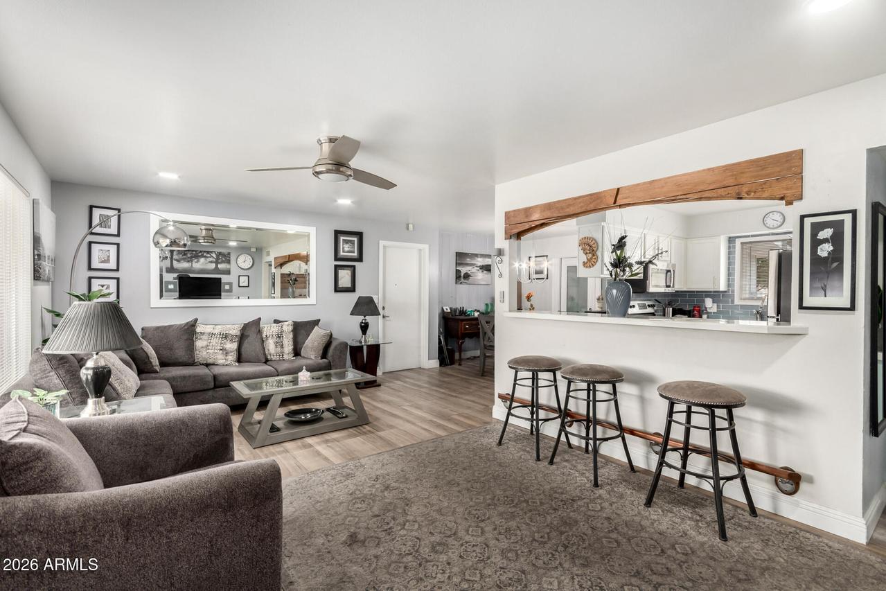 5422 E Des Moines St., Mesa, AZ 85205