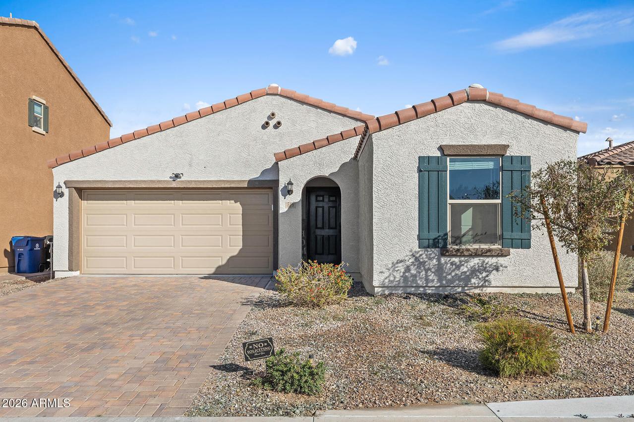 516 E Mountain View Dr., Avondale, AZ 85323
